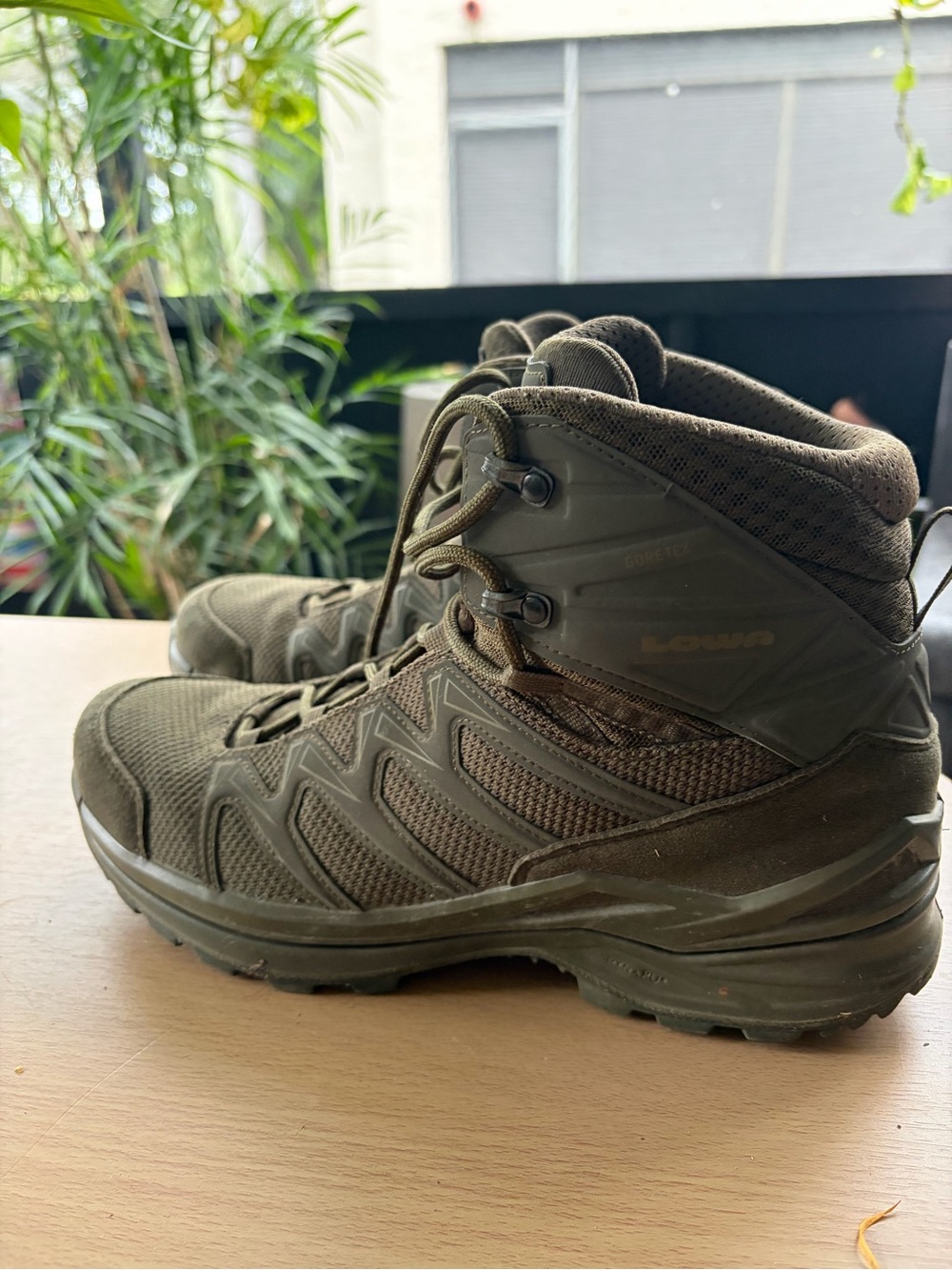 LOWA Olive Brown Men's Mid-Height Hiking Boots